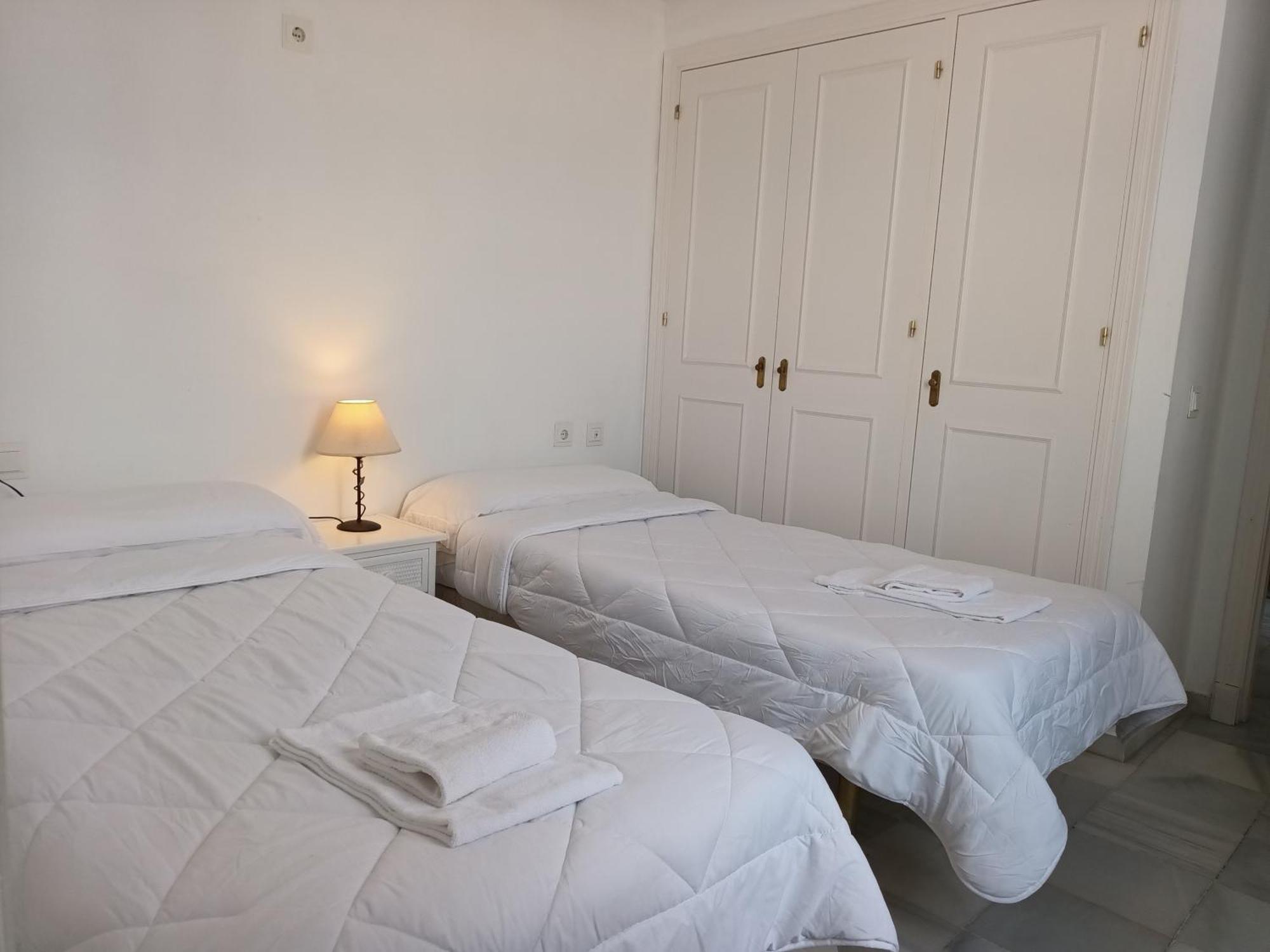 Apartamentos Larga 70 El Puerto de Santa María Buitenkant foto